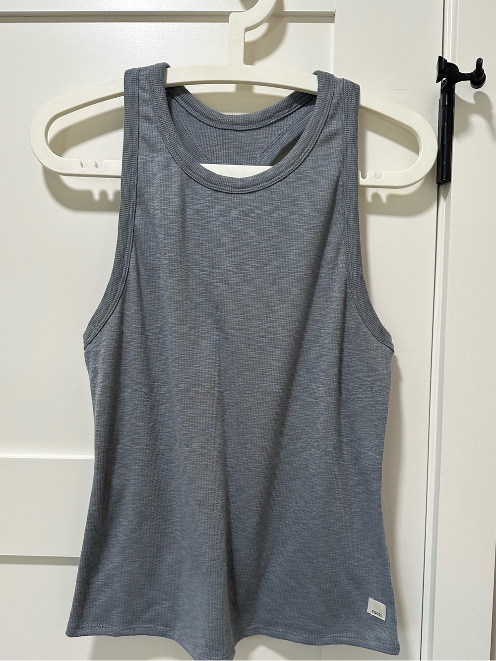 Vuori Sunrise High Neck Tank
Grey Large